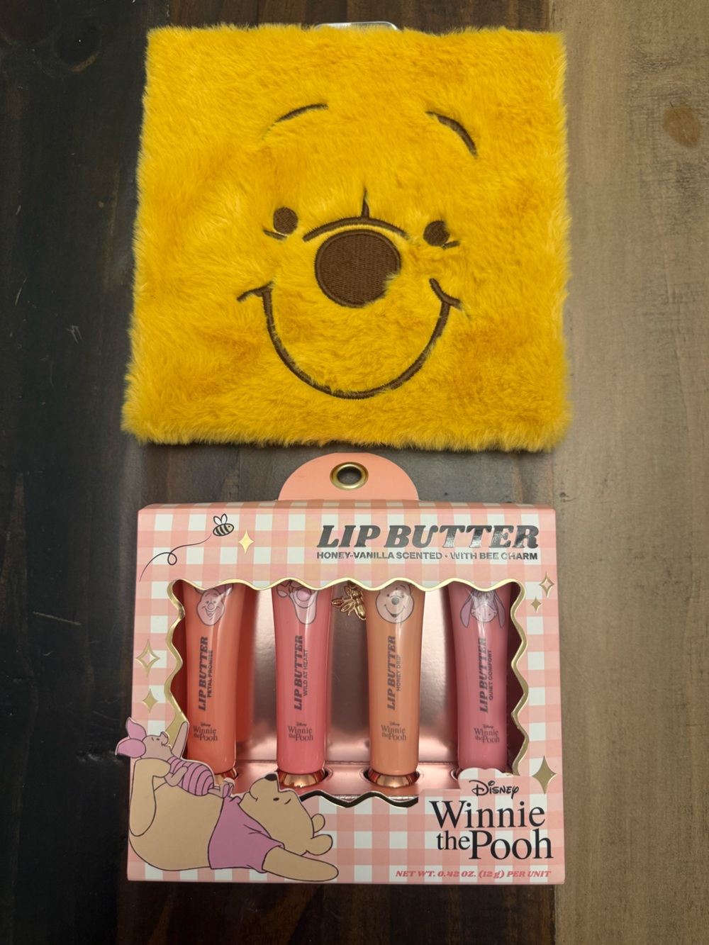 Disney Taste Beauty Winnie the Pooh Eyeshadow Palette Lip Butter Bee Charm Set